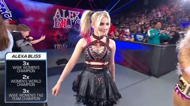 Alexa Bliss Height: What is The Hight of Alexa Bliss? - SarkariResult