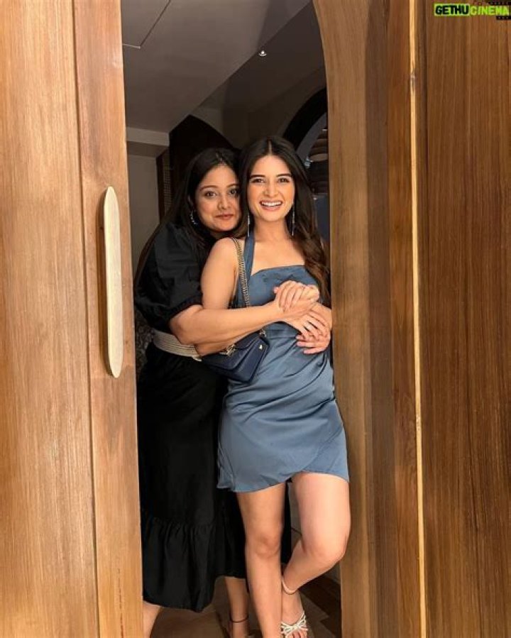 Bhavika Sharma Height, Age, Weight, Wiki, Biography, Boyfriend & More