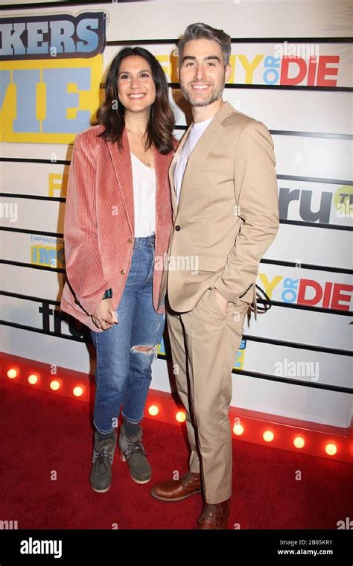 Casey Jost Age: Details of His Wife Lisa Kleinman and Brother Colin Jost