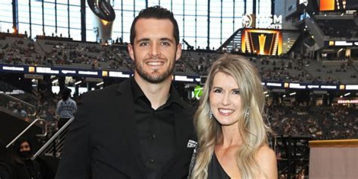 Derek Carr's wife: Top 5 interesting facts about Heather Neel - SarkariResult