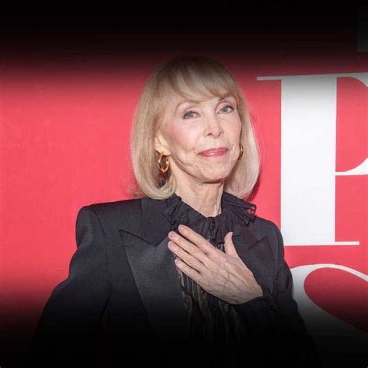 Elaine Pelino Net Worth