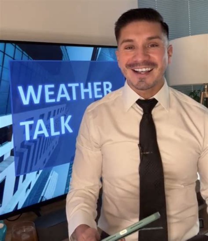 Erick Adame's Video Scandal On Reddit : Understanding The Meteorologist Footage - SarkariResult