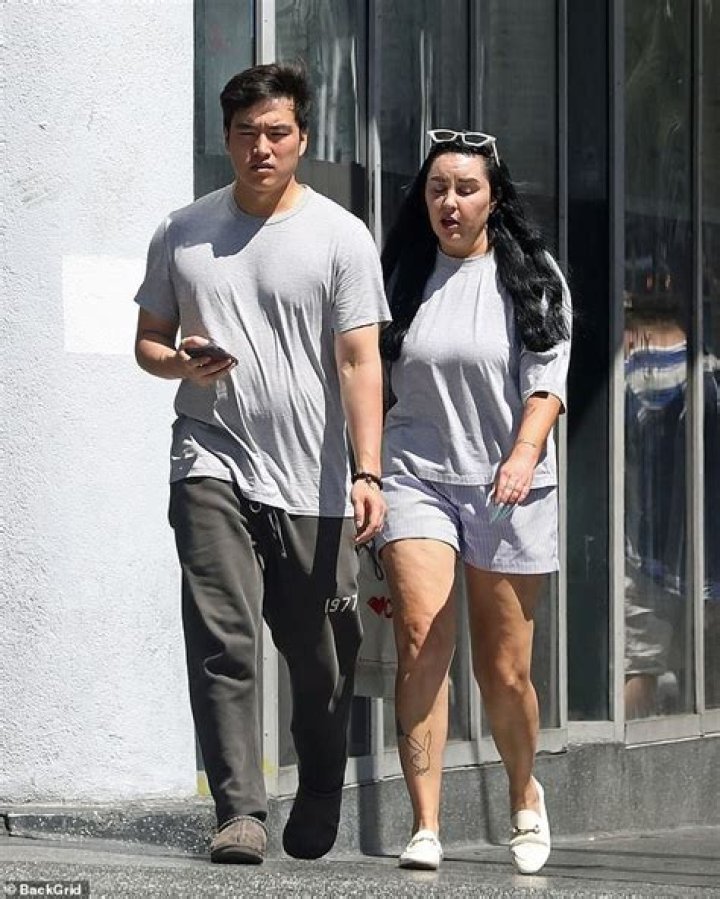Is Amanda Bynes in a relationship? Is Amanda Bynes married?