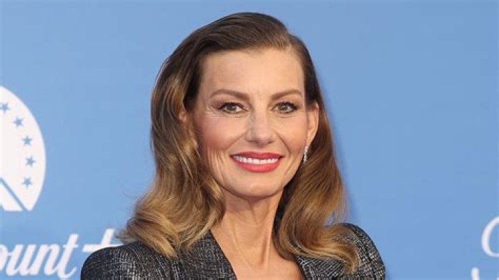 Janet Hill Net Worth