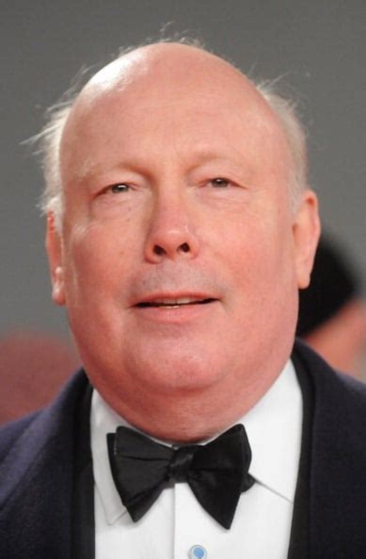 Julian Fellowes Net Worth