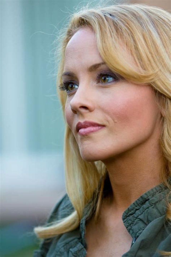 Kelly Stables