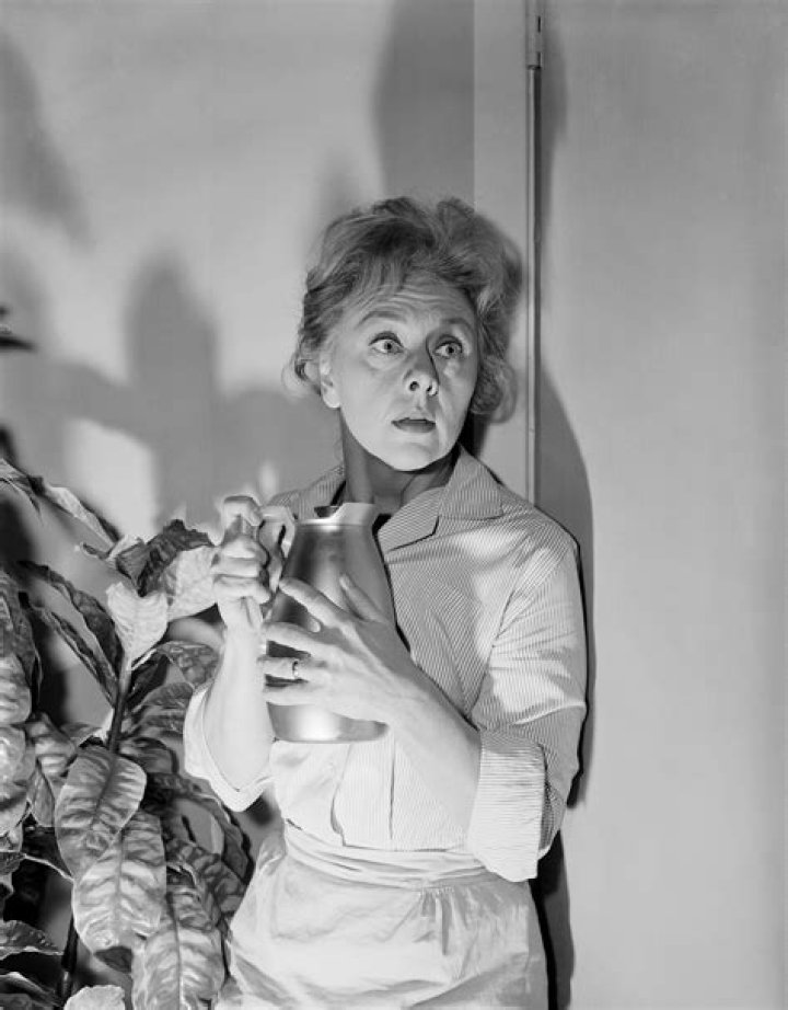 Louise Latham