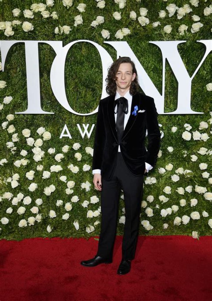 Mike Faist Net Worth