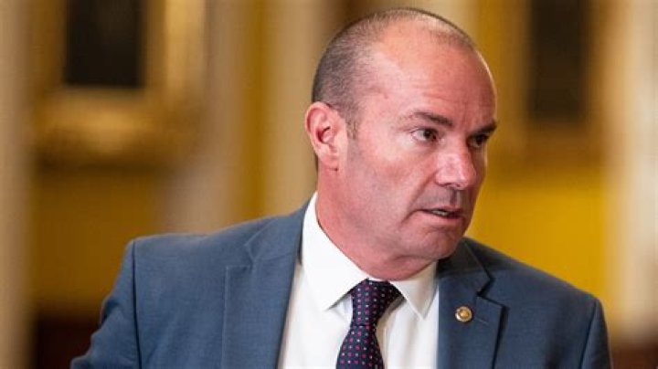 Mike Lee