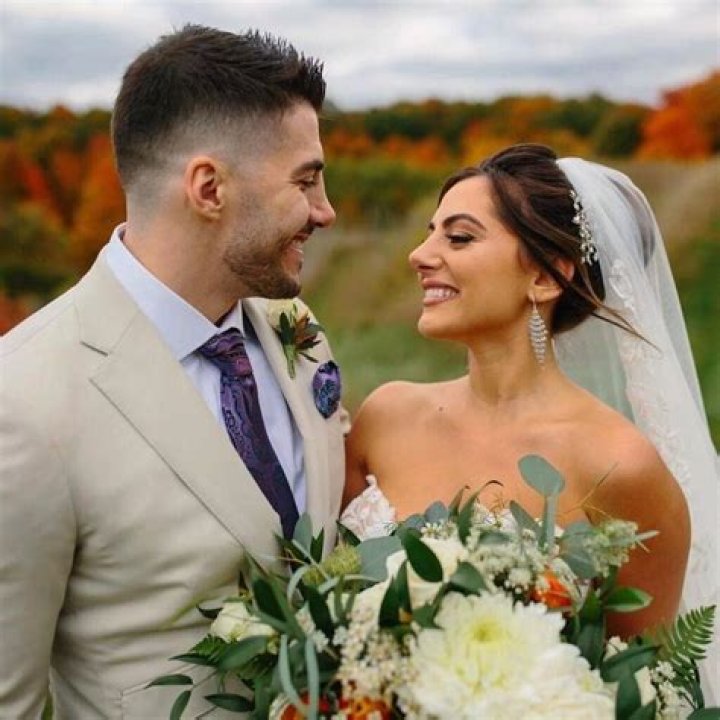 Nickmercs: Who Is Emumita Bonita? Twitch Streamer Girlfriend Turned Into Wife, Wedding Photos