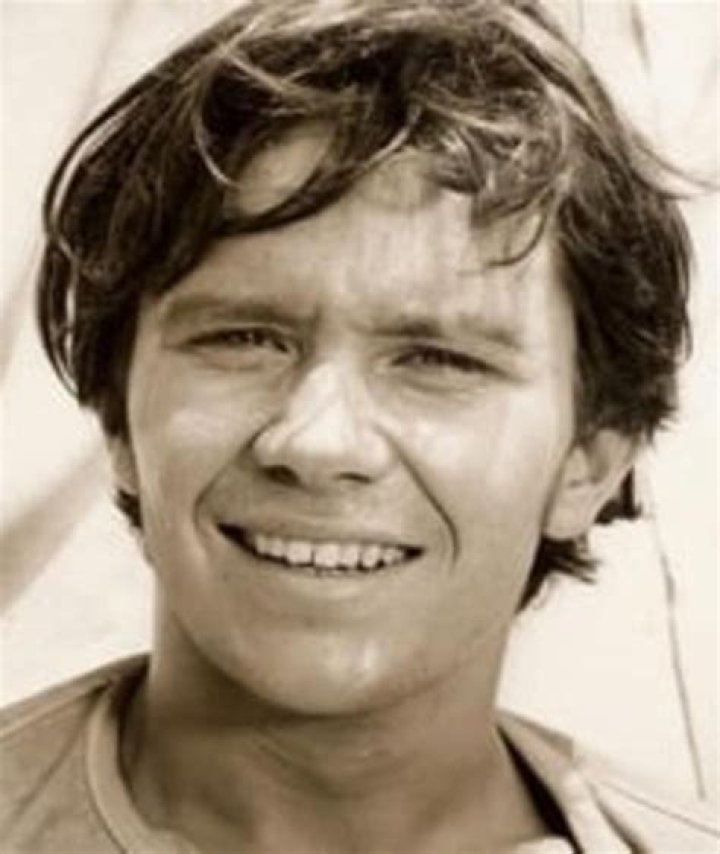 Robert Random Net Worth