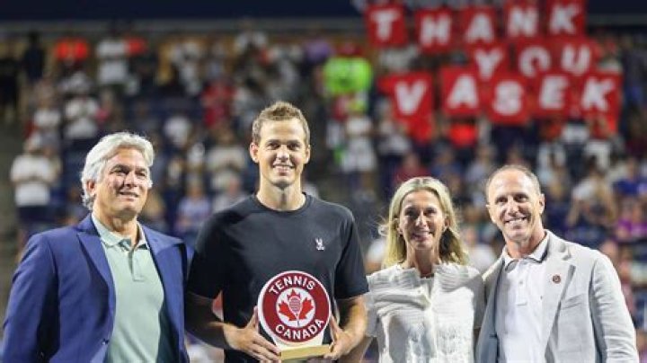 Vasek Pospisil Net Worth: Details About Instagram, Live, Ranking, Wife - SarkariResult