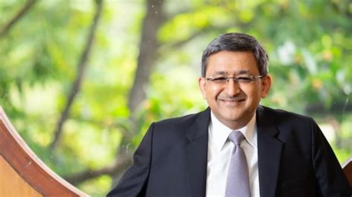 Who Is Muskan Agrawal Of IIIT Una And Linkedin, Bio, Age, Family, Religion, Salary, Income & Assets - SarkariResult